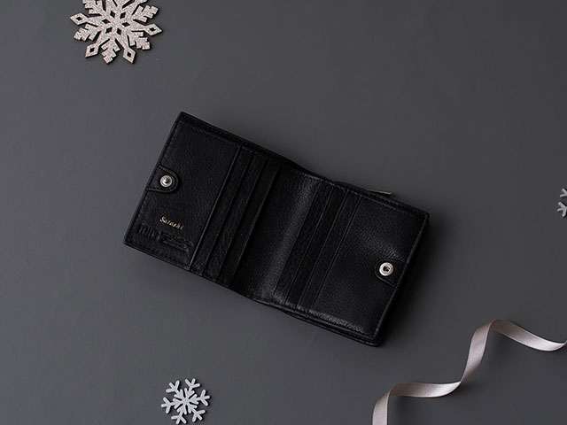 ラウンドファスナー 二つ折り財布