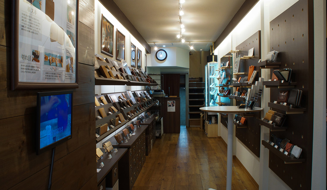 神戸三宮店_店内写真_01