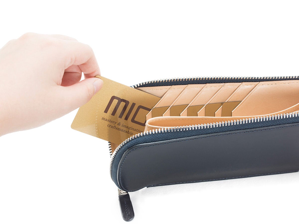 ペコスショルダー　ヒップポケットL字ファスナー長財布_03