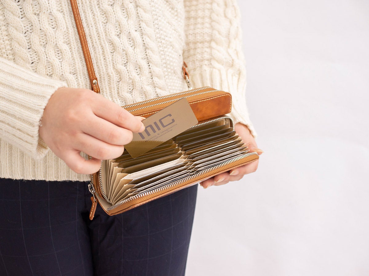 バグッダ　マルチウォレット(ショルダーストラップ付)_detail_image_03