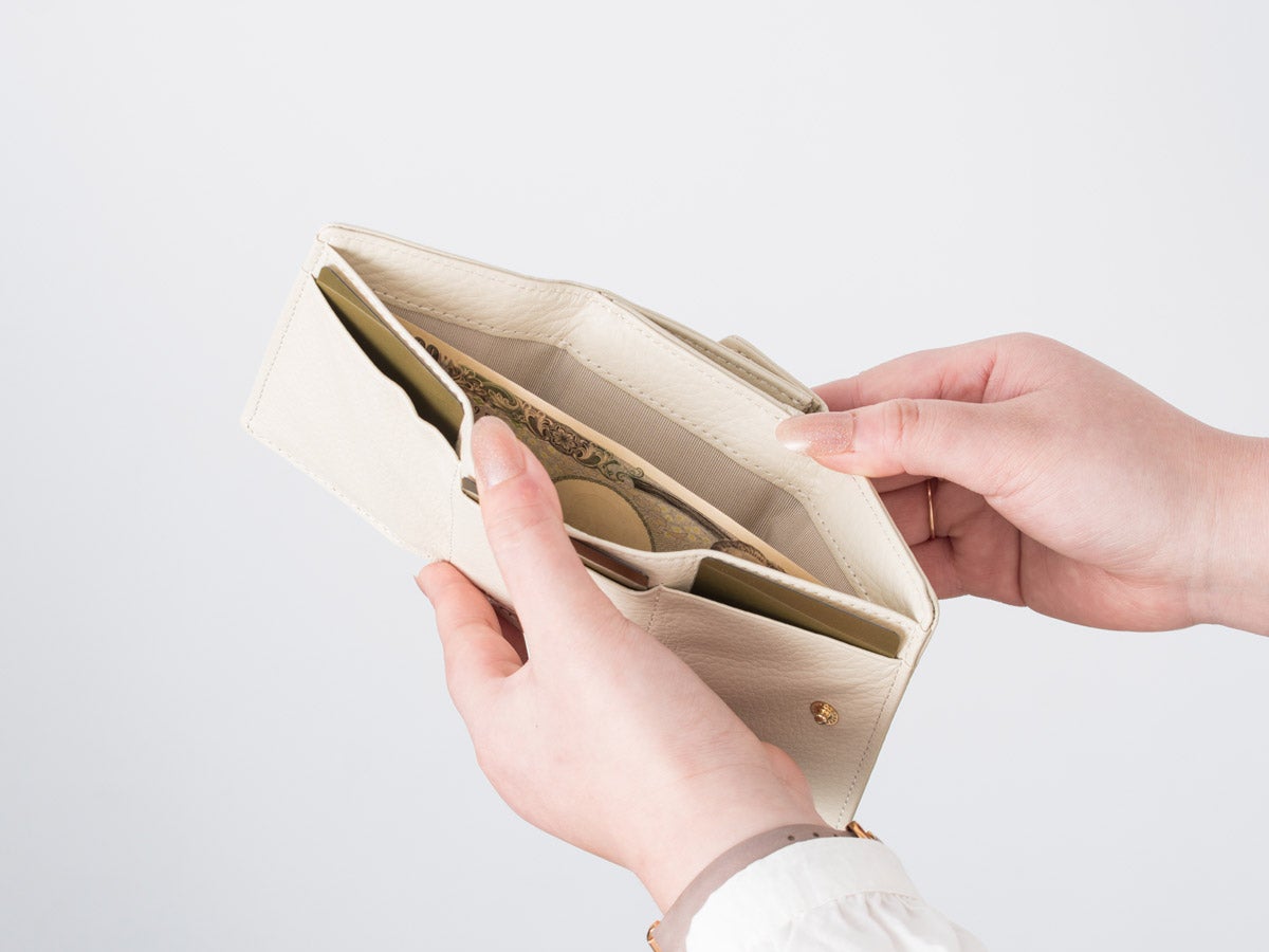 ラフィネ　三つ折りミニ財布_detail_image_03