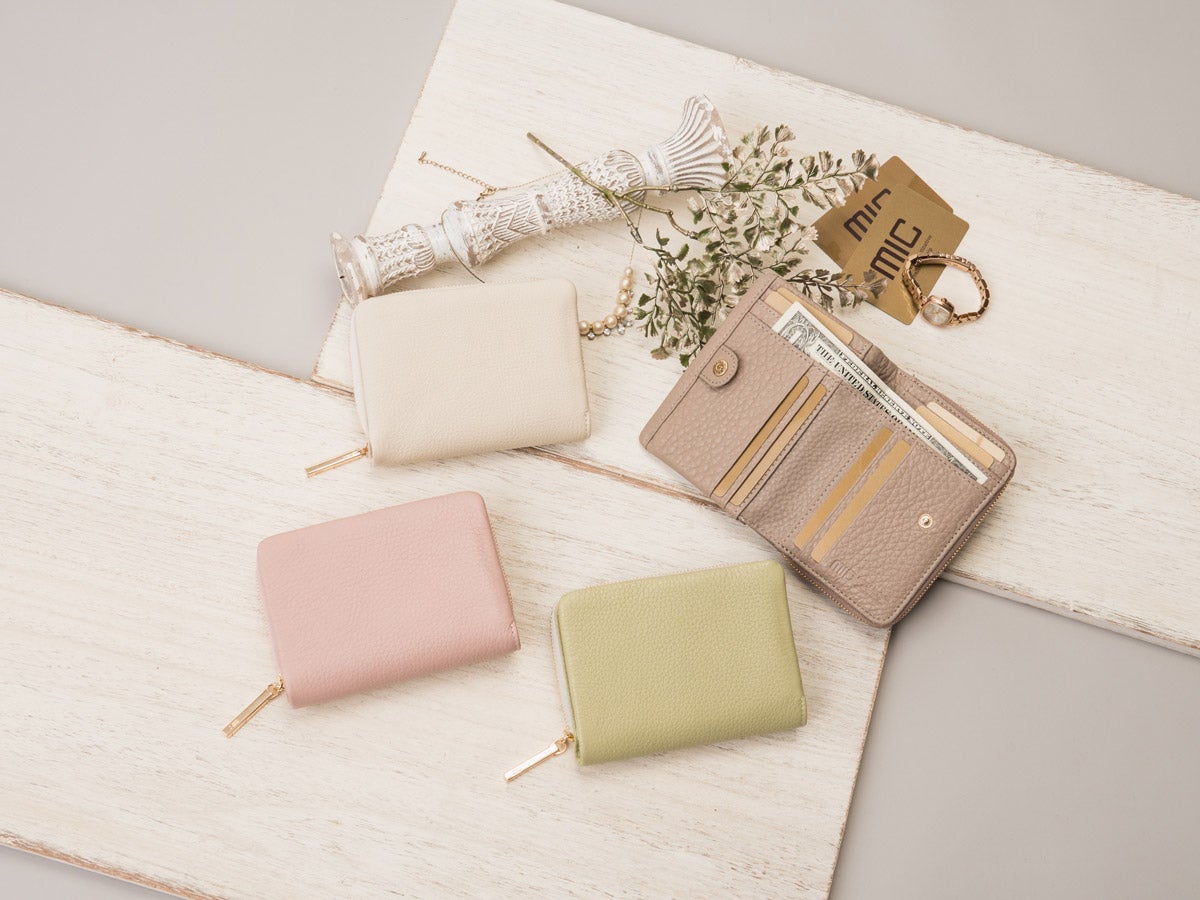 ラフィネ　ラウンドファスナーミドルウォレット_02