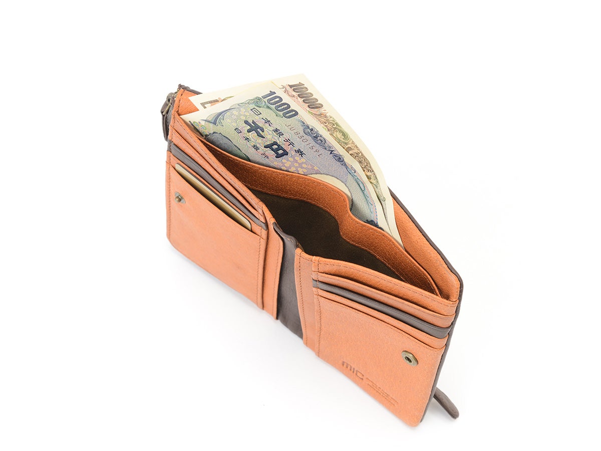 マイルドキップ　外L字ファスナー二つ折り革財布_02