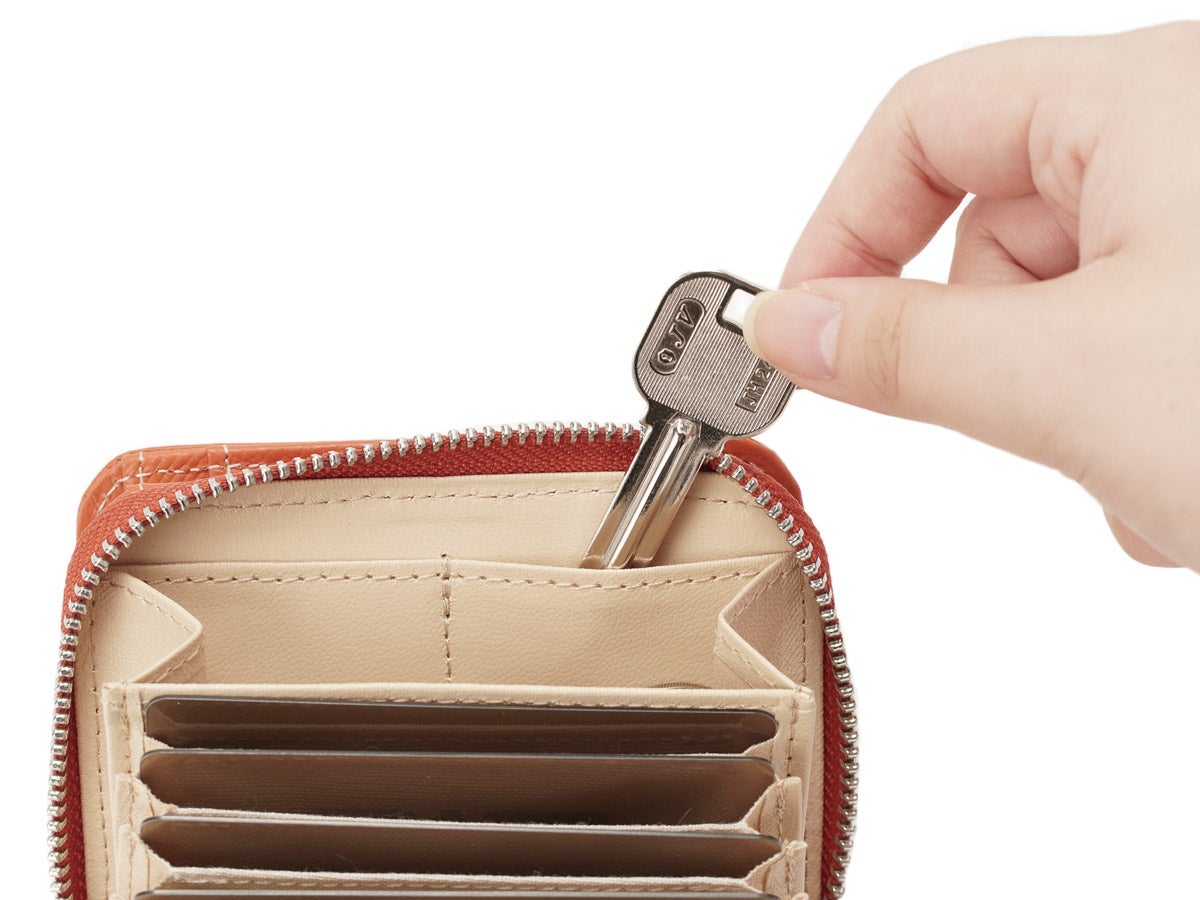 エンボス　プチマルチウォレット_03