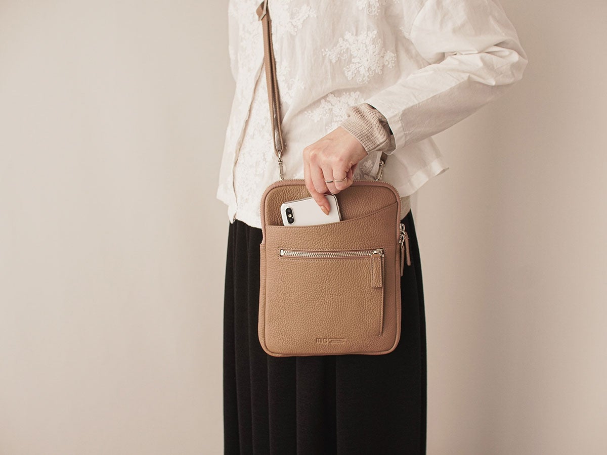 ボルセッタ　レザーショルダーバッグ_main_detail_image