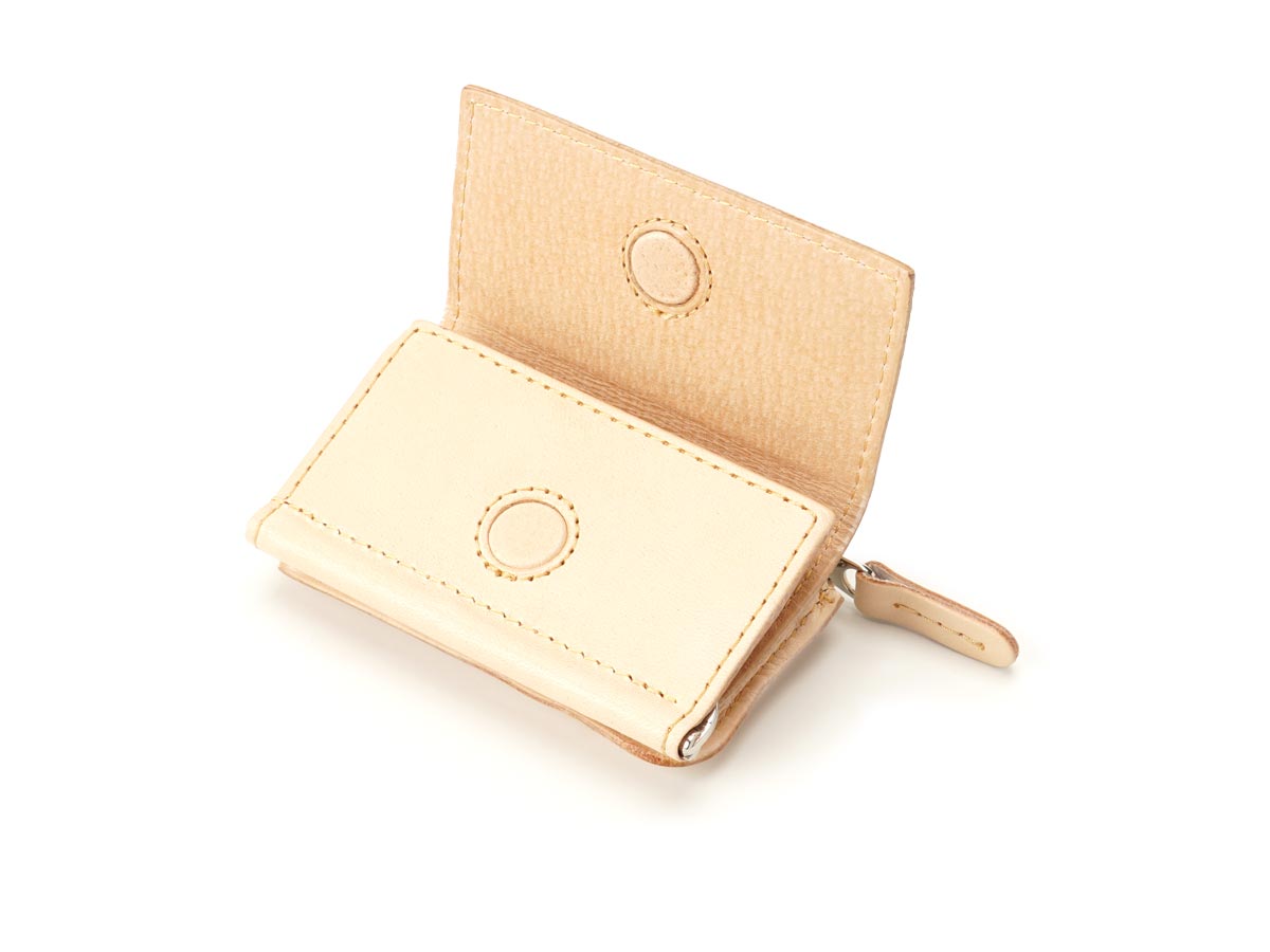 ナチュラルヌメ　札バサミ付ファスナー小銭入れ_detail_image_03