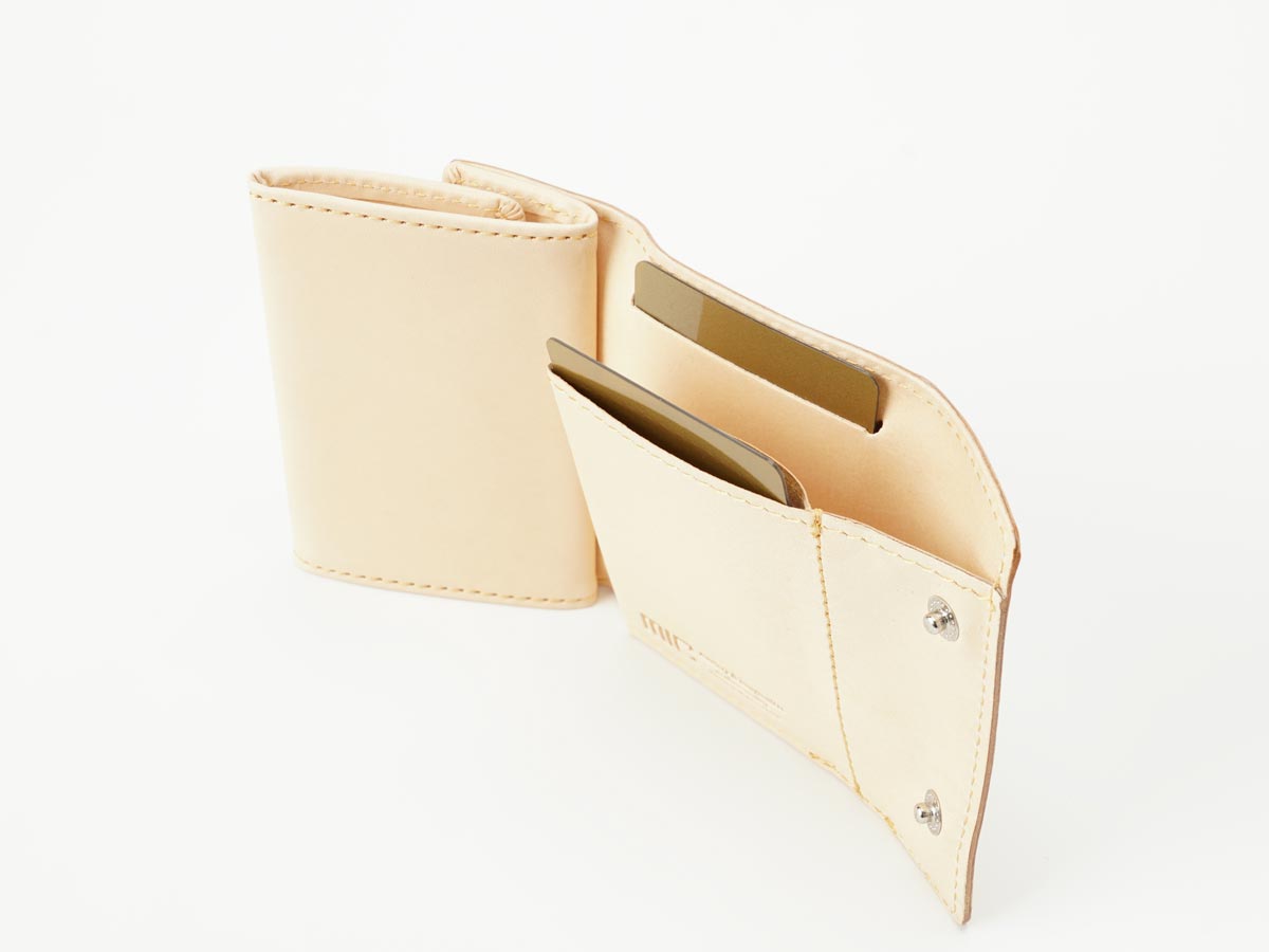 ナチュラルヌメ　ボックス小銭付き三つ折り札入れ_detail_image_04