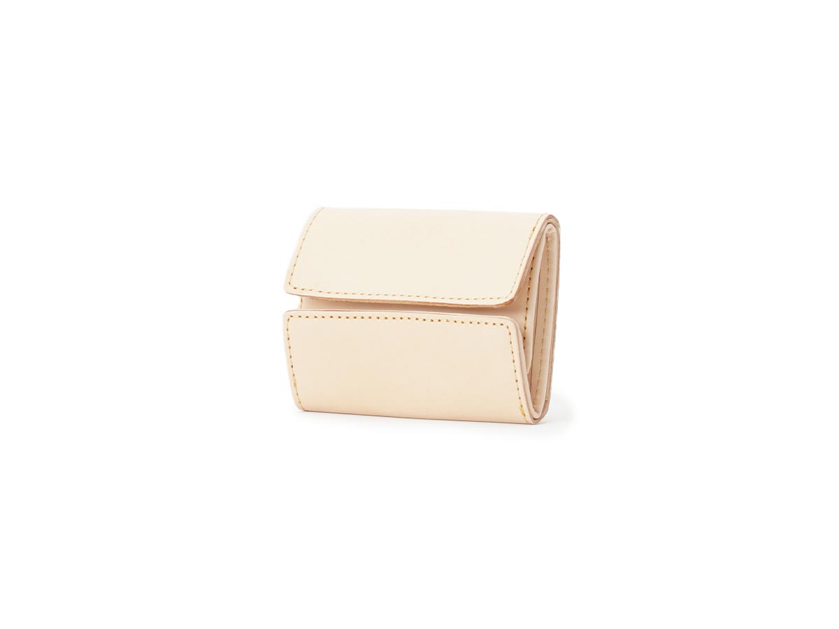 ナチュラルヌメ　ボックス小銭付き三つ折り札入れ_01