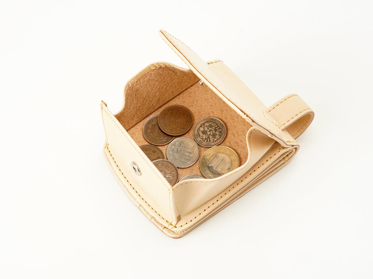 ナチュラルヌメ　外ボックス小銭入れヒップポケット革財布_detail_image_02