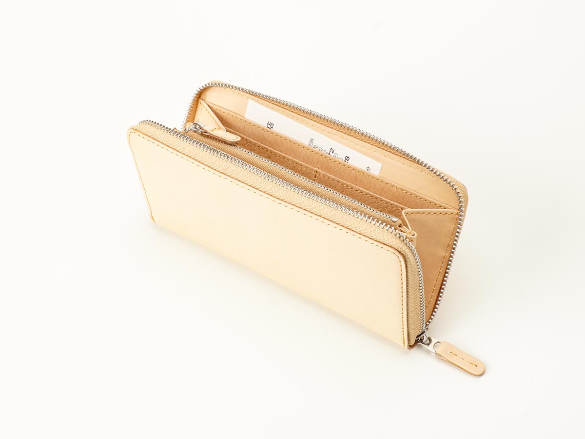 ナチュラルヌメ　ラウンドファスナー長財布_detail_image_04