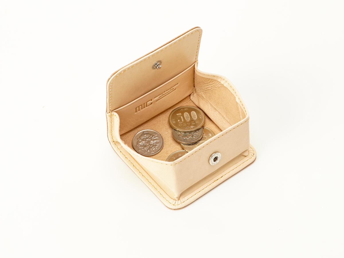 ナチュラルヌメ　ボックス小銭入れ_02