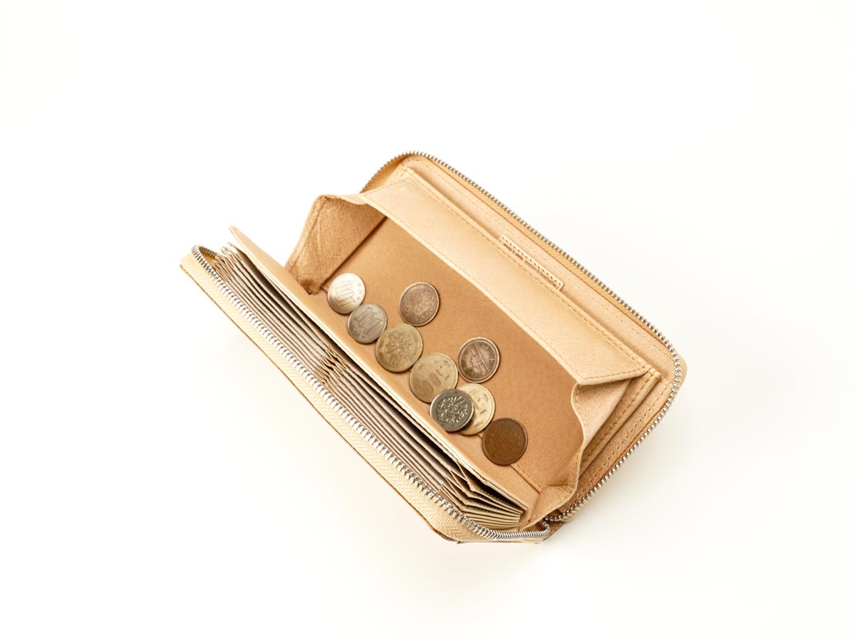 ナチュラルヌメ　ラウンドマルチウォレット_detail_image_02