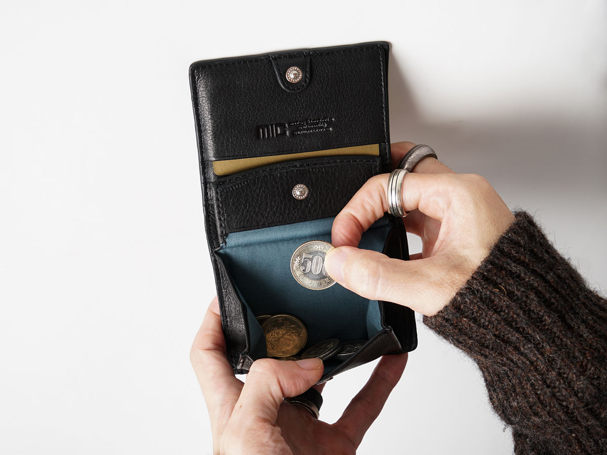 ブラックメッシュ 二つ折りミニ財布_detail_image_02