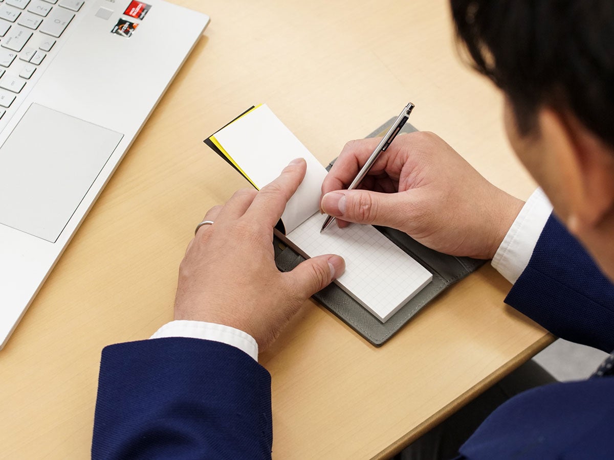 モメンタム ２WAYカードケース_03