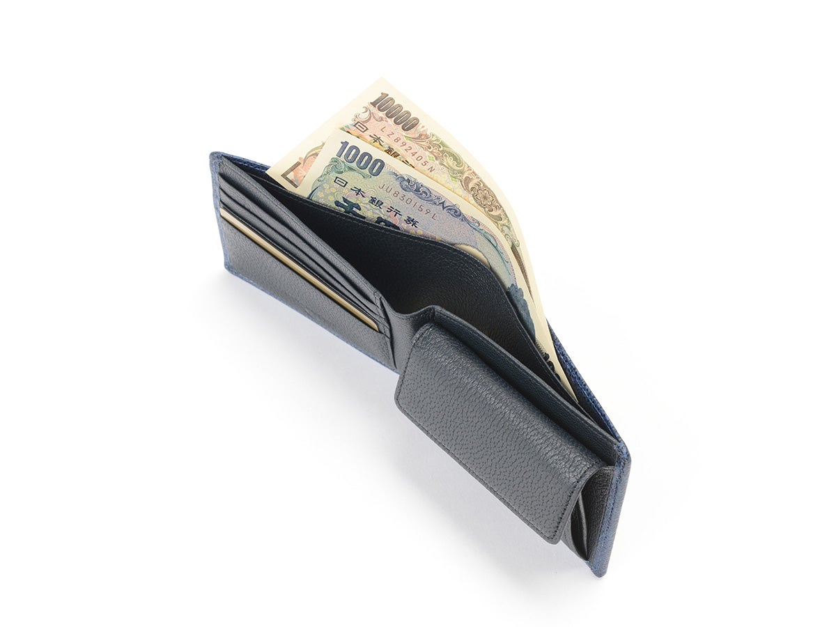 黒桟革 藍染め 札入れ_02