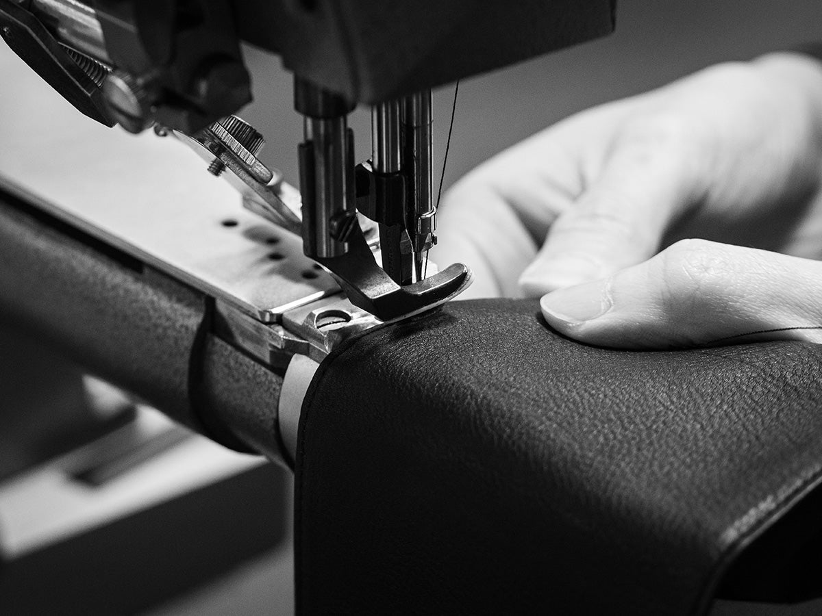 アニリンカーフ 三つ折り札入れ_03