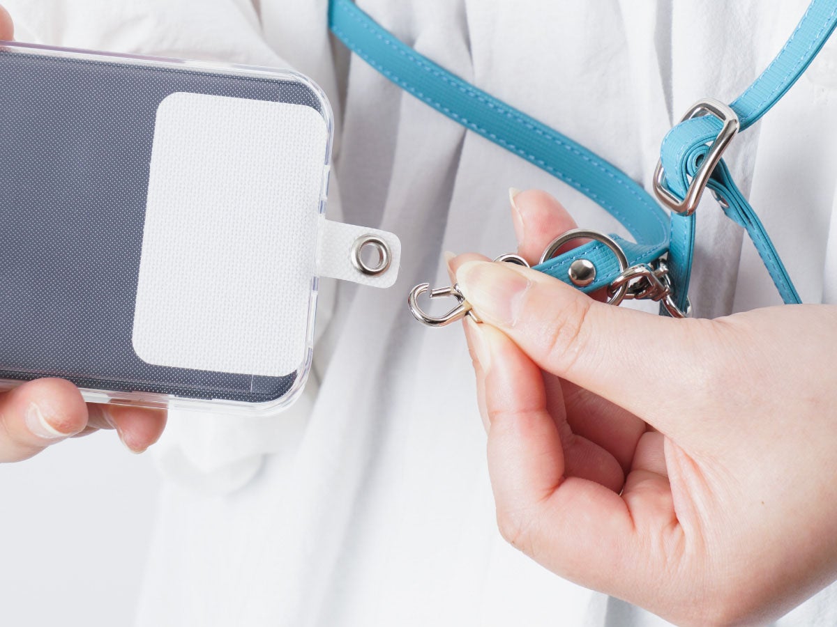 レザースマホショルダーストラップ_detail_image_02