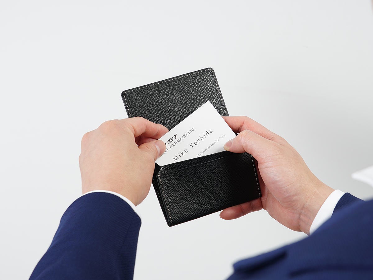 エンボス　風琴マチ名刺入れ_02