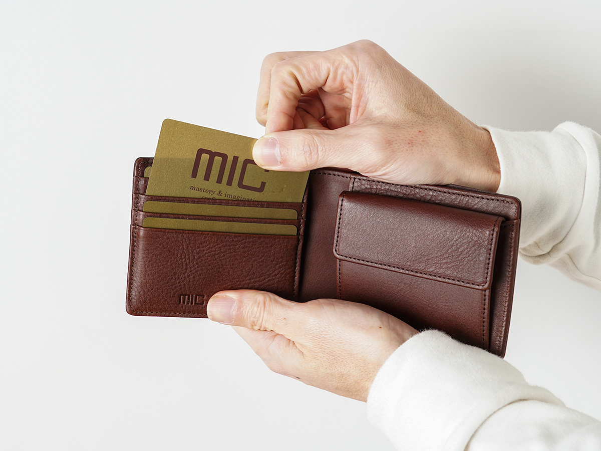 ルガトショルダー  二つ折り財布(小銭入れ付き)_detail_image_04