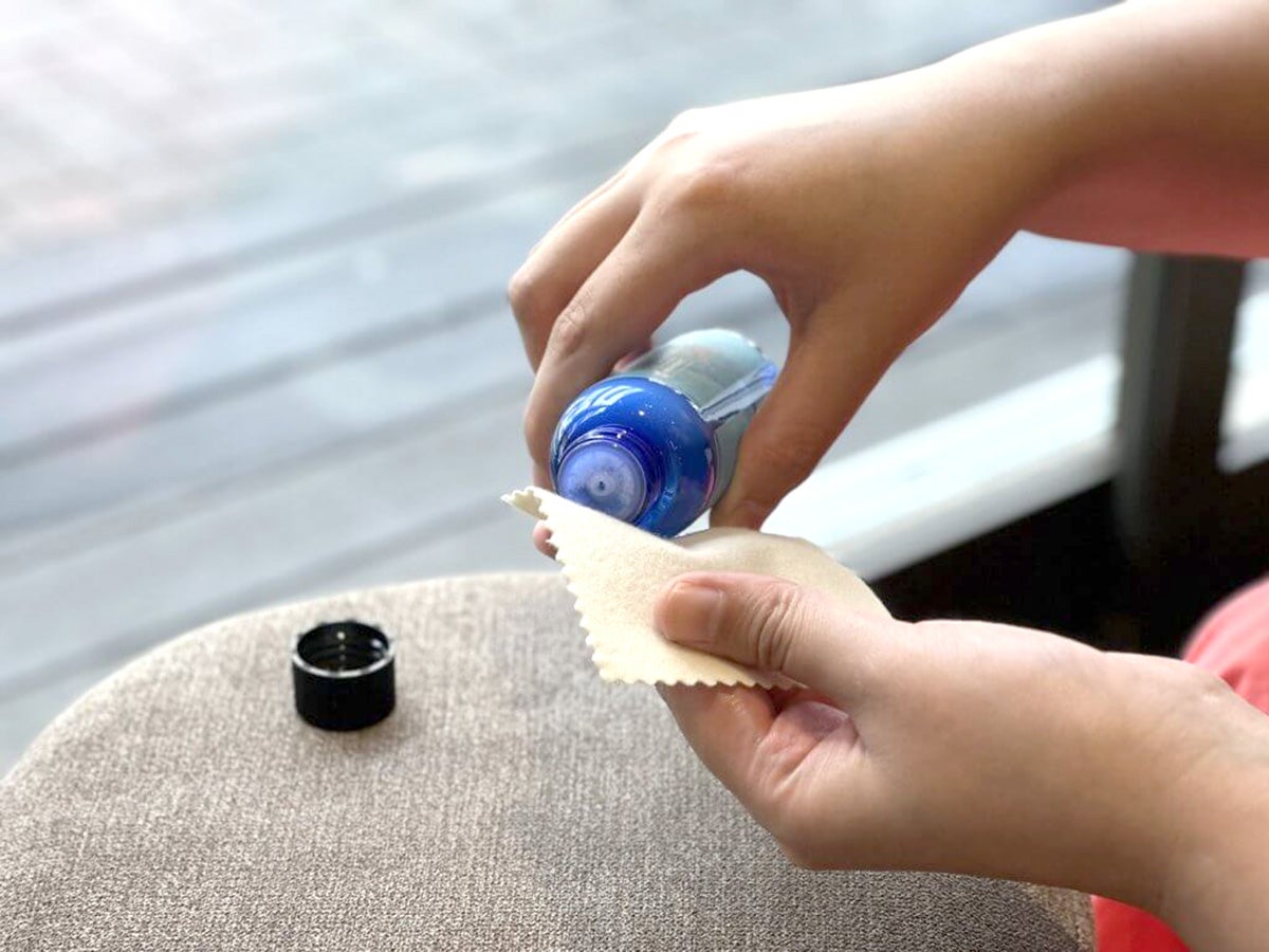 革に優しいクリーナー｜『 ステインクレンジングウォーター』_02