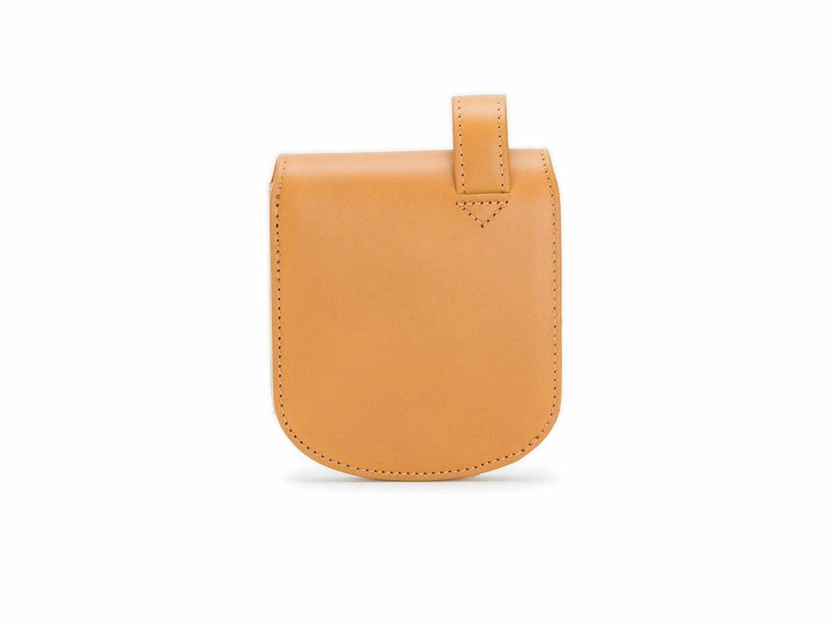 ヒップポケット革財布ーグッドデザイン賞受賞の丈夫な二つ折り財布｜革