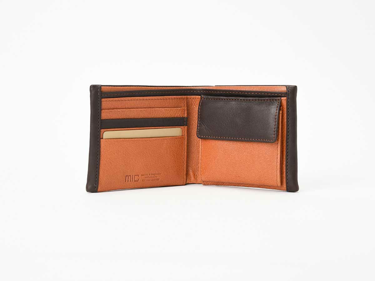 マイルドキップ　二つ折り革財布