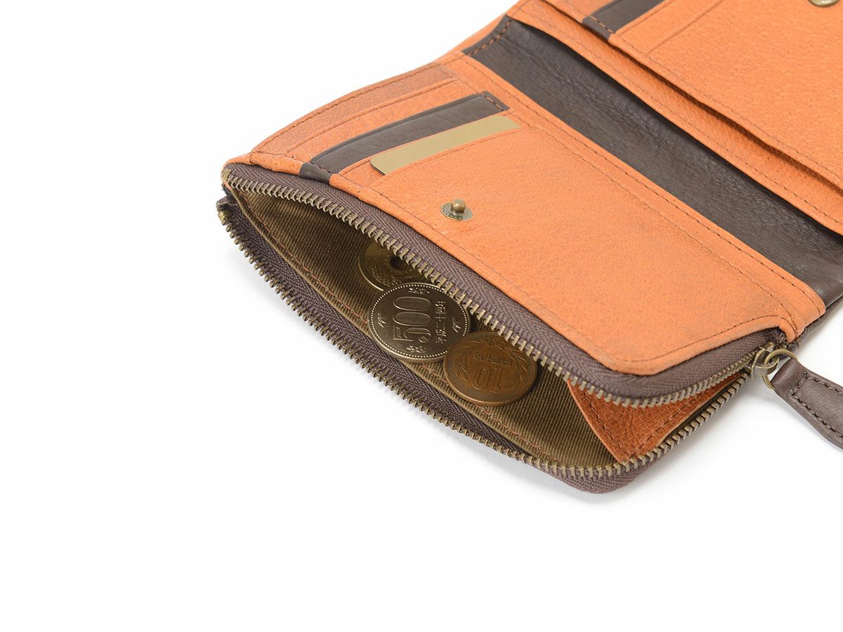 マイルドキップ　外Ｌ型ファスナー二つ折り革財布