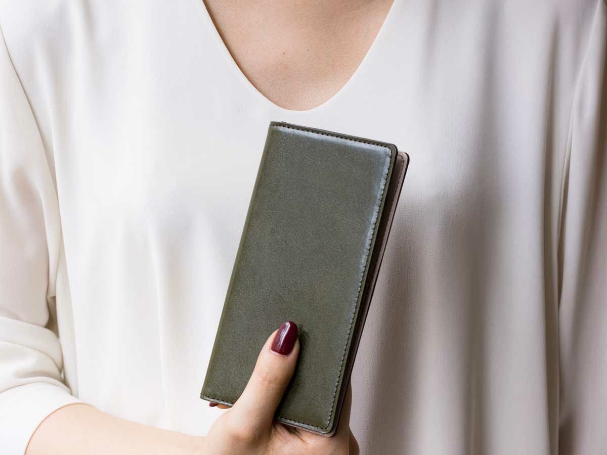 アリアナ スマートフォンケース(大) 