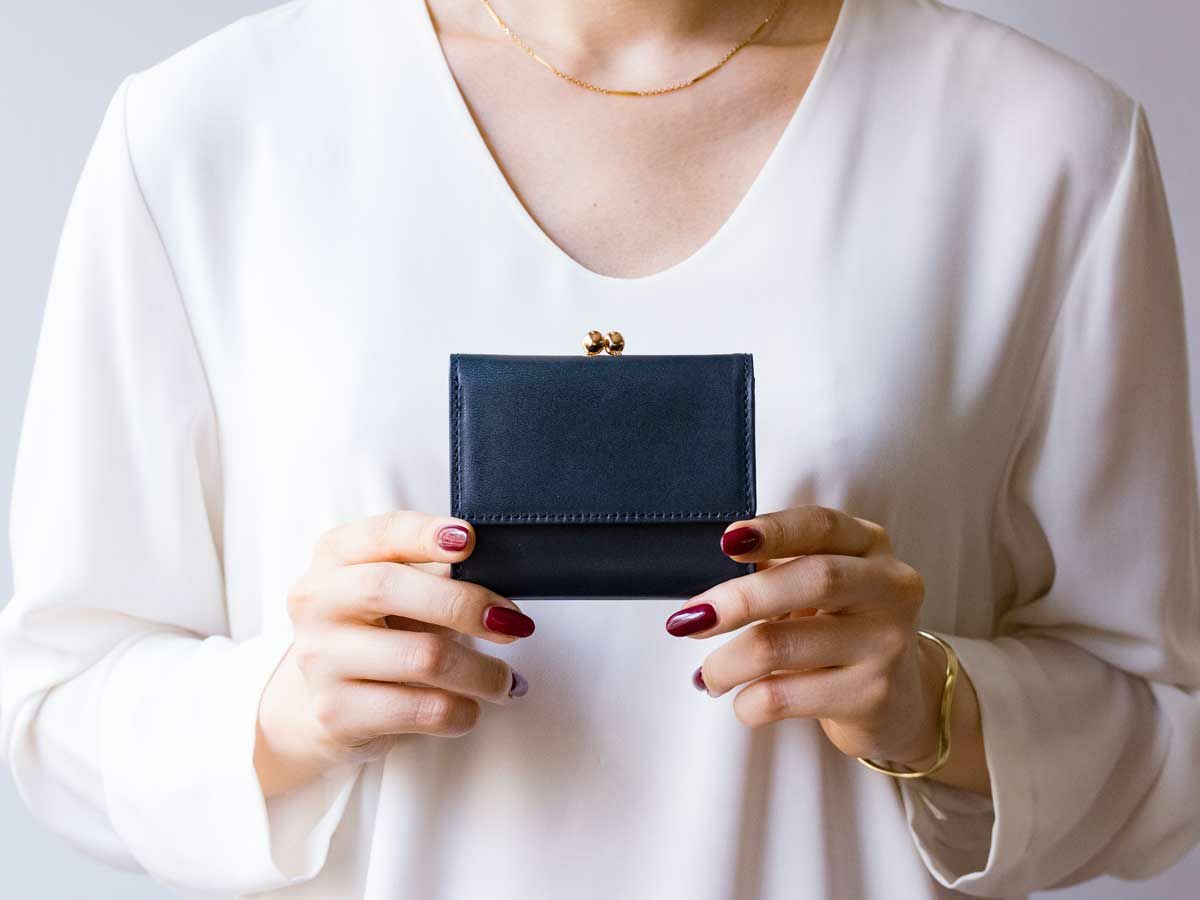 アリアナ　口金付きミニ財布　