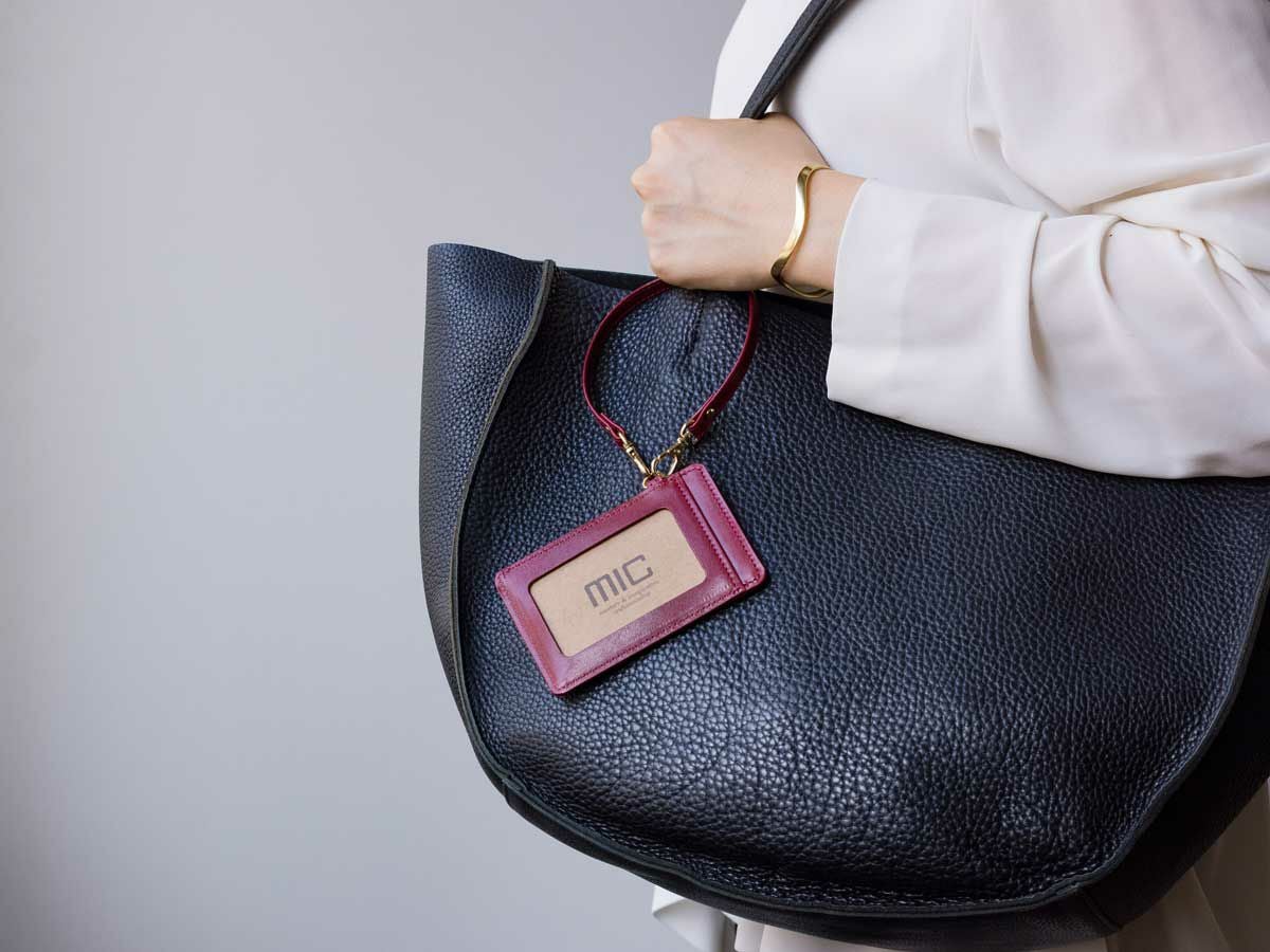 アリアナ ストラップ 取り付けイメージ