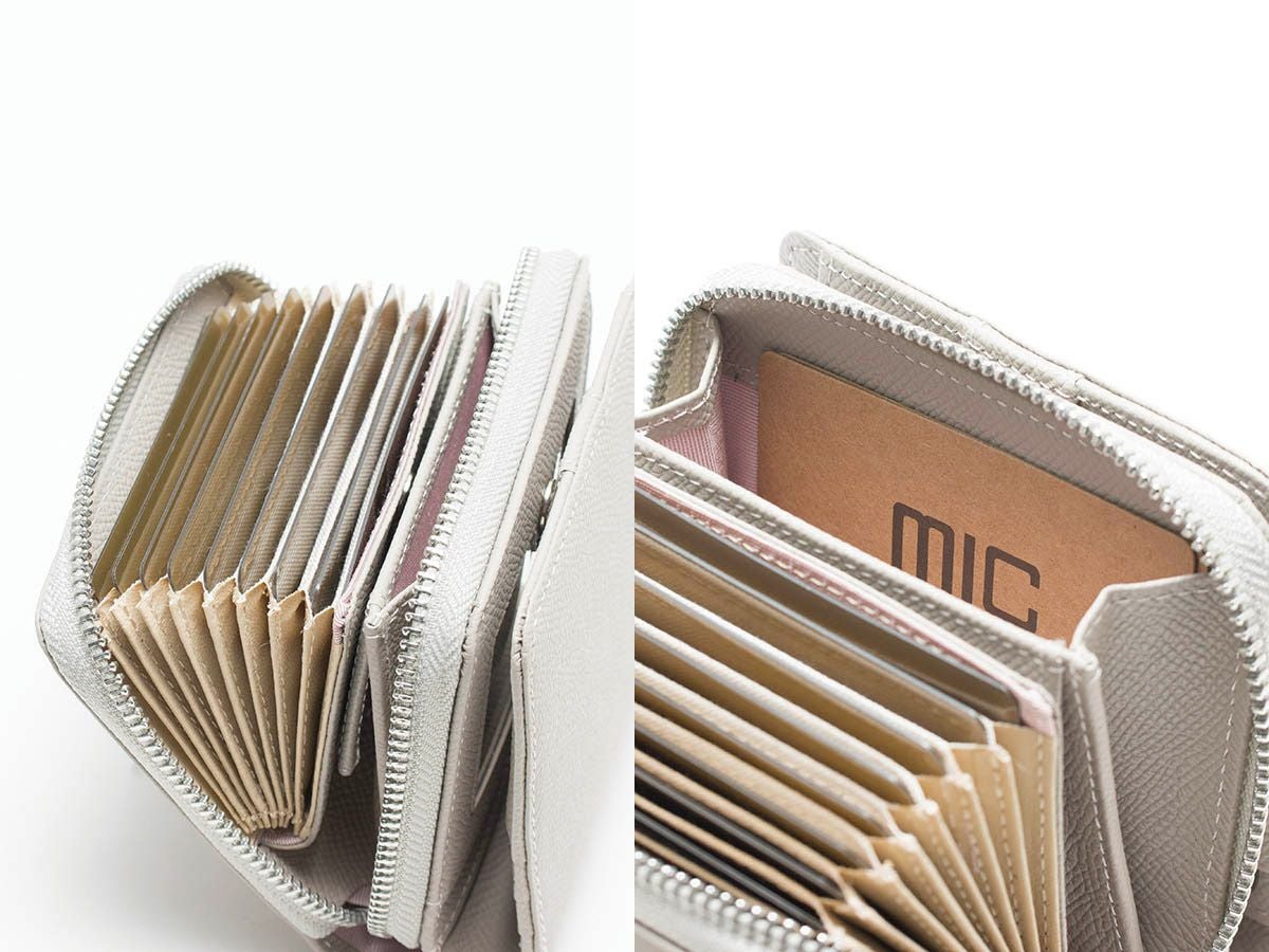  エンボス ミニマルチウォレット