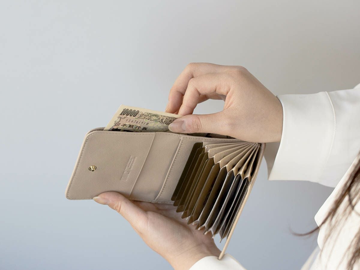 フェルモ　がま口ジャバラミニ財布