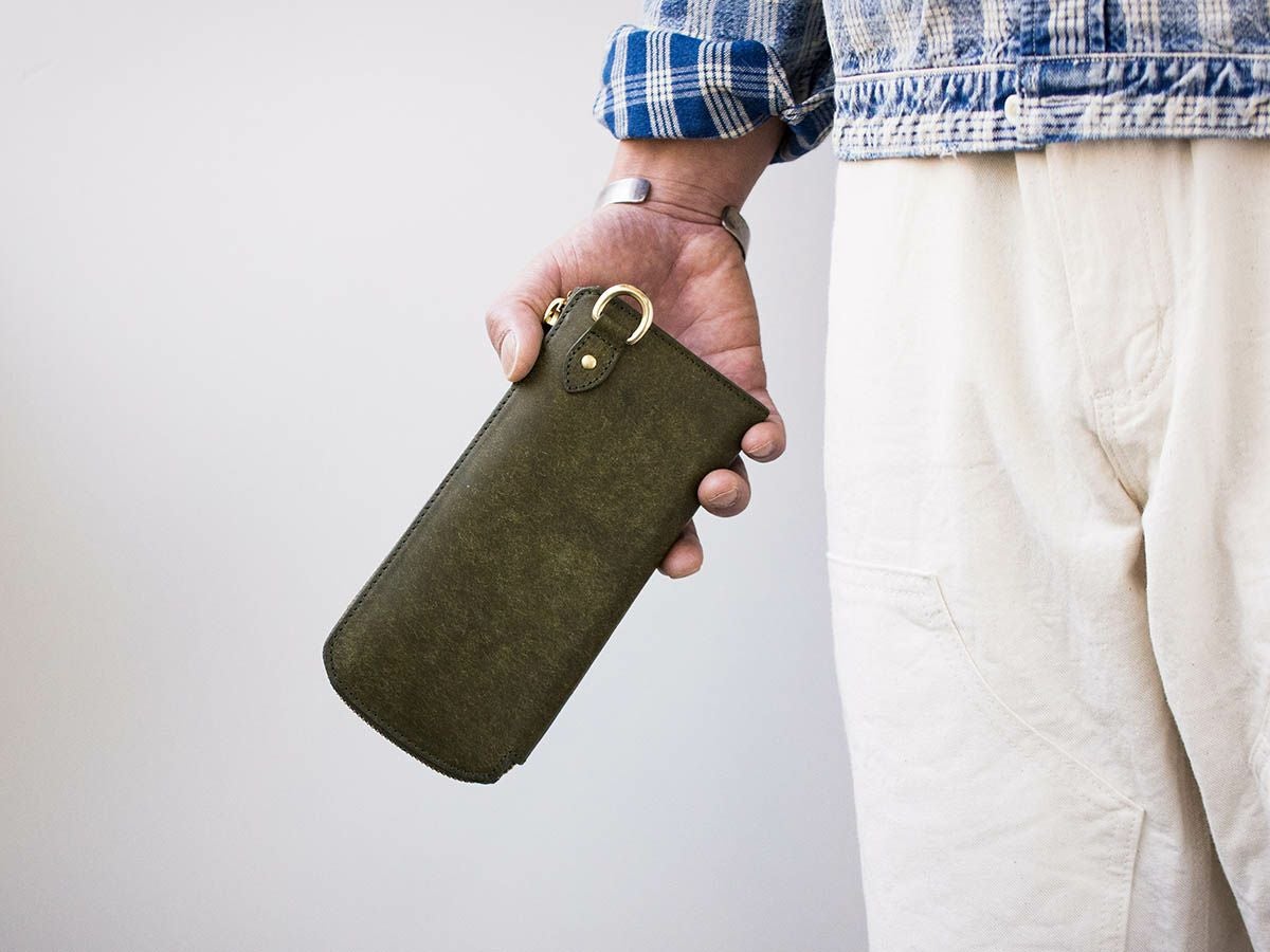 プエブロ　ヒップポケット L型ファスナーマルチウォレット