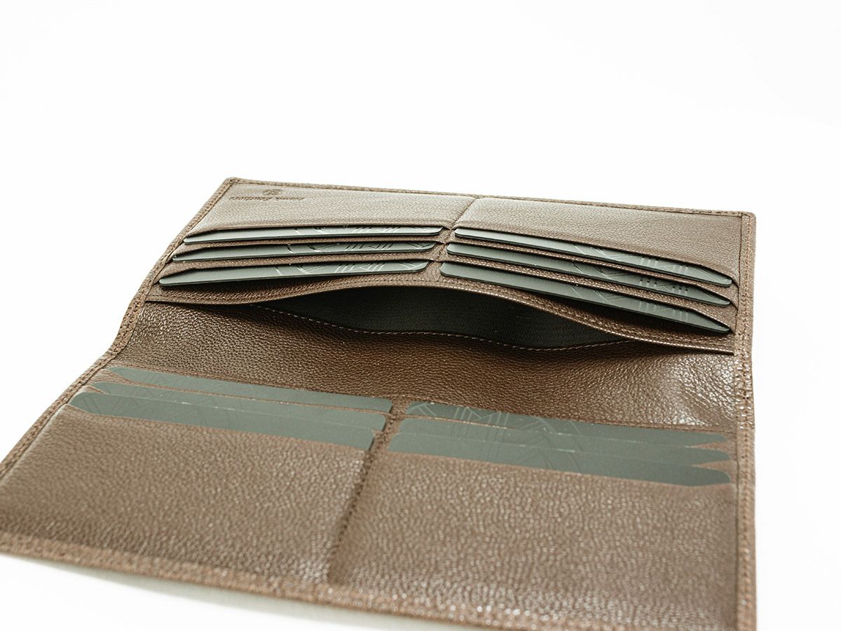 黒桟革 漆 単束入れ