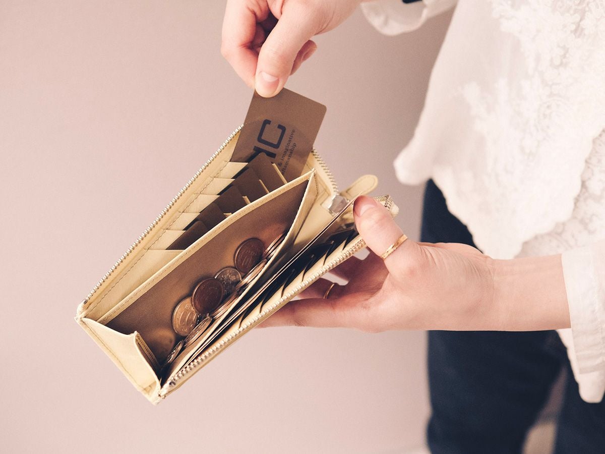 ルミエ　コンパクトL字ファスナー長財布