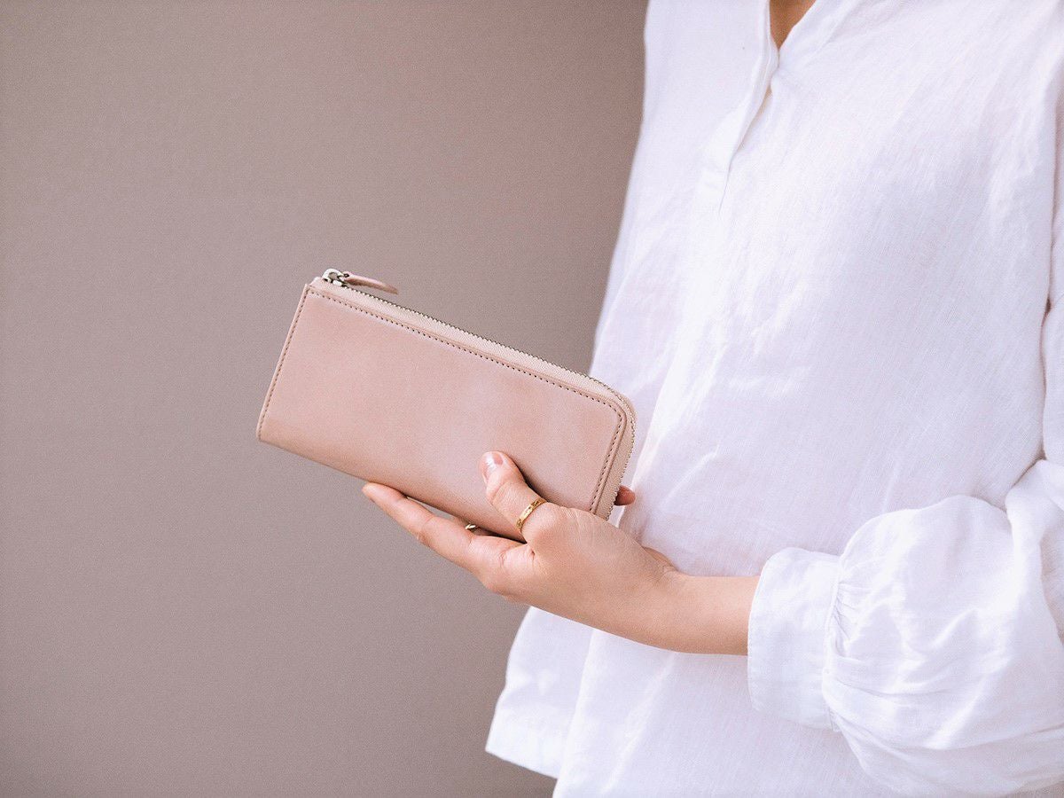 ルミエ　コンパクトL字ファスナー長財布