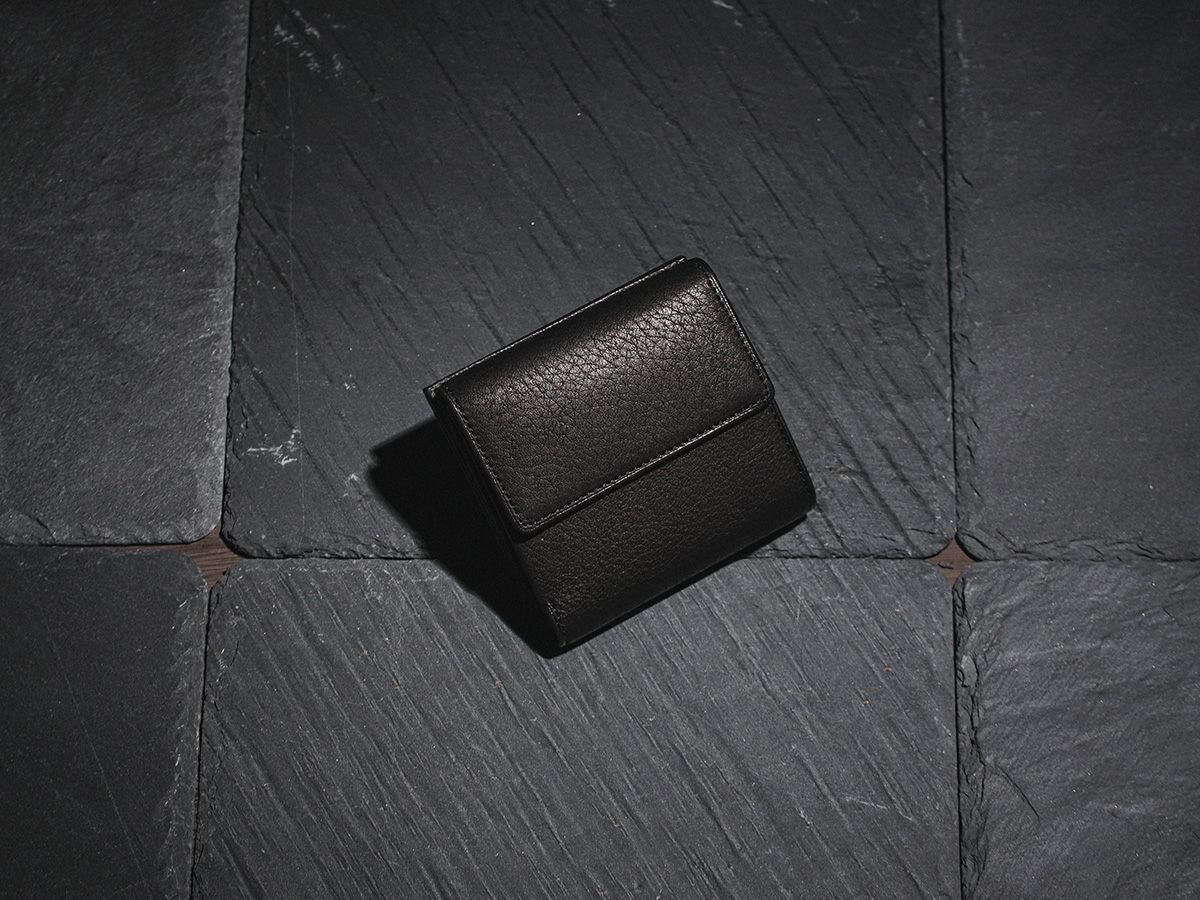 アニリンカーフ　極小札入れ