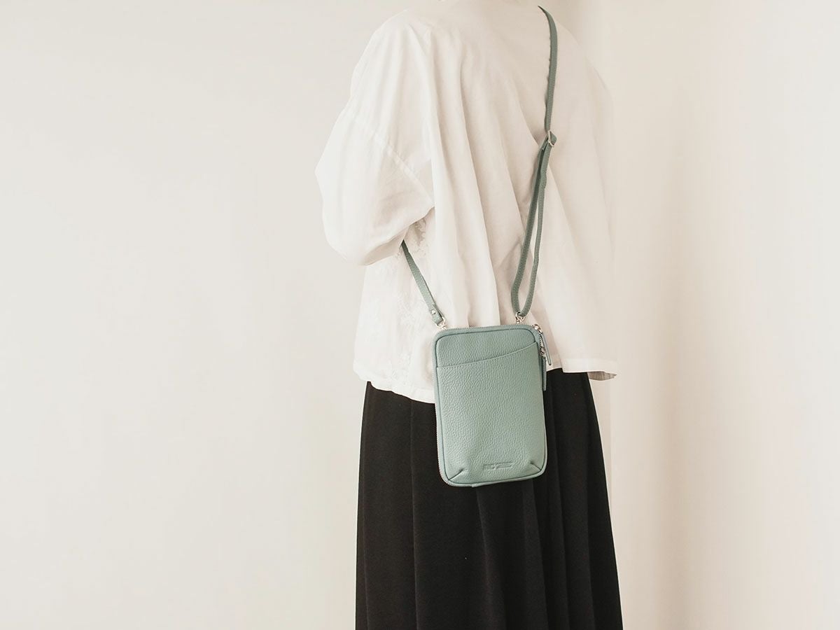  ボルセッタ　マルチスマホショルダー