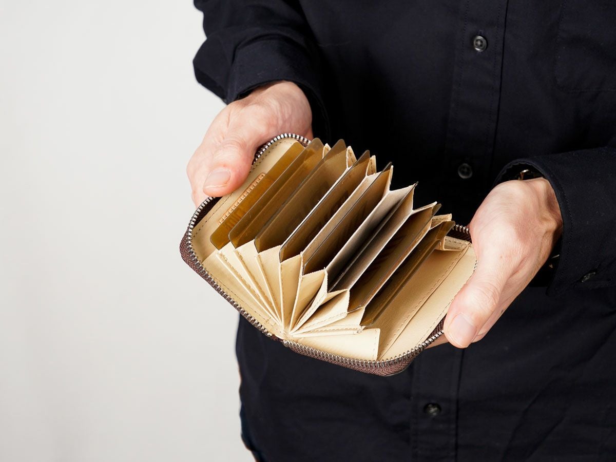 バグッダ　ジャバラカードケース(小)　