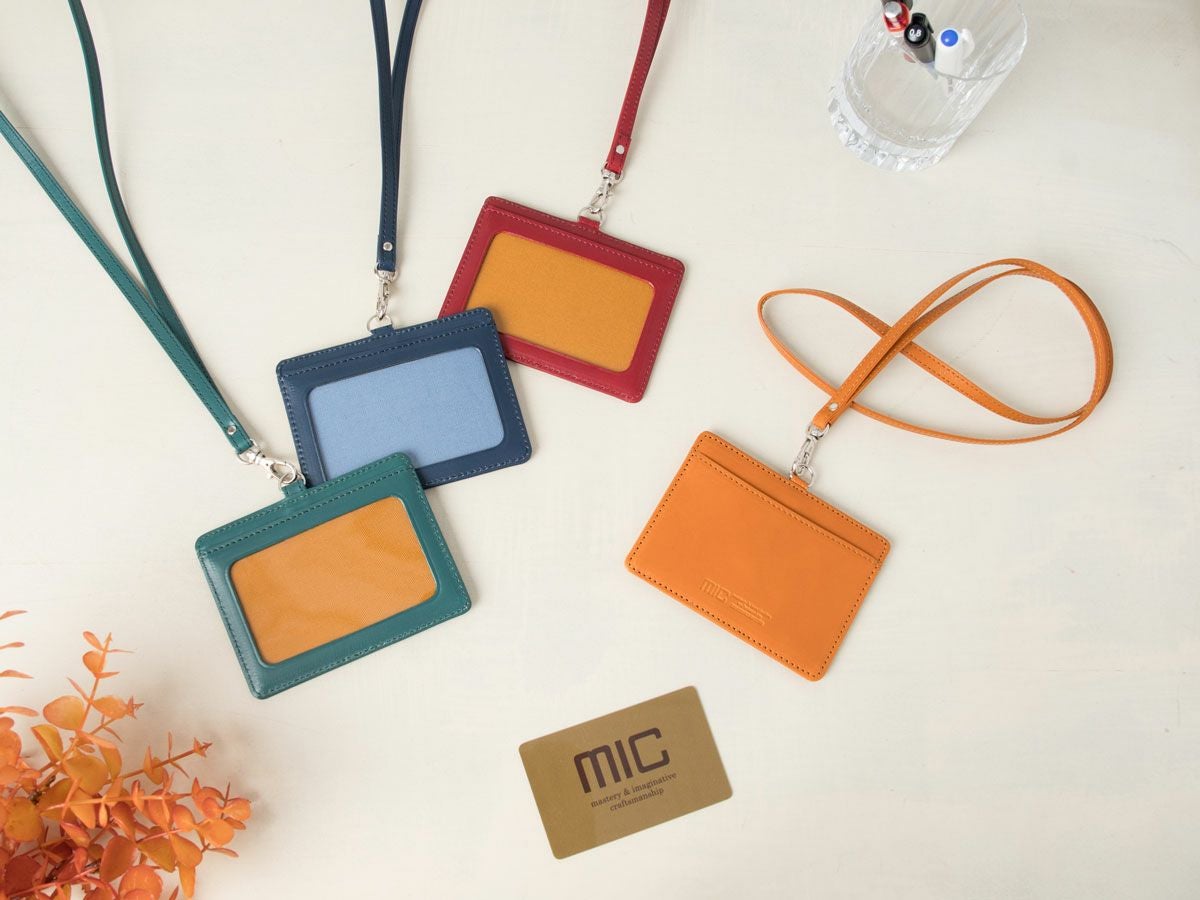 ペーパープルアップ　IDケース