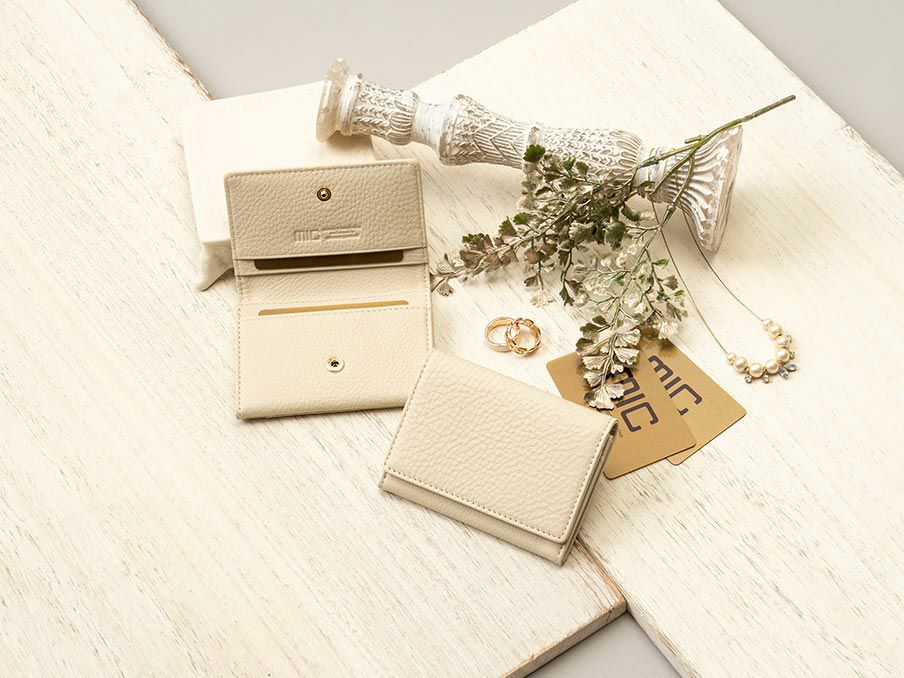 ラフィネ　マルチカードケース｜アイボリー