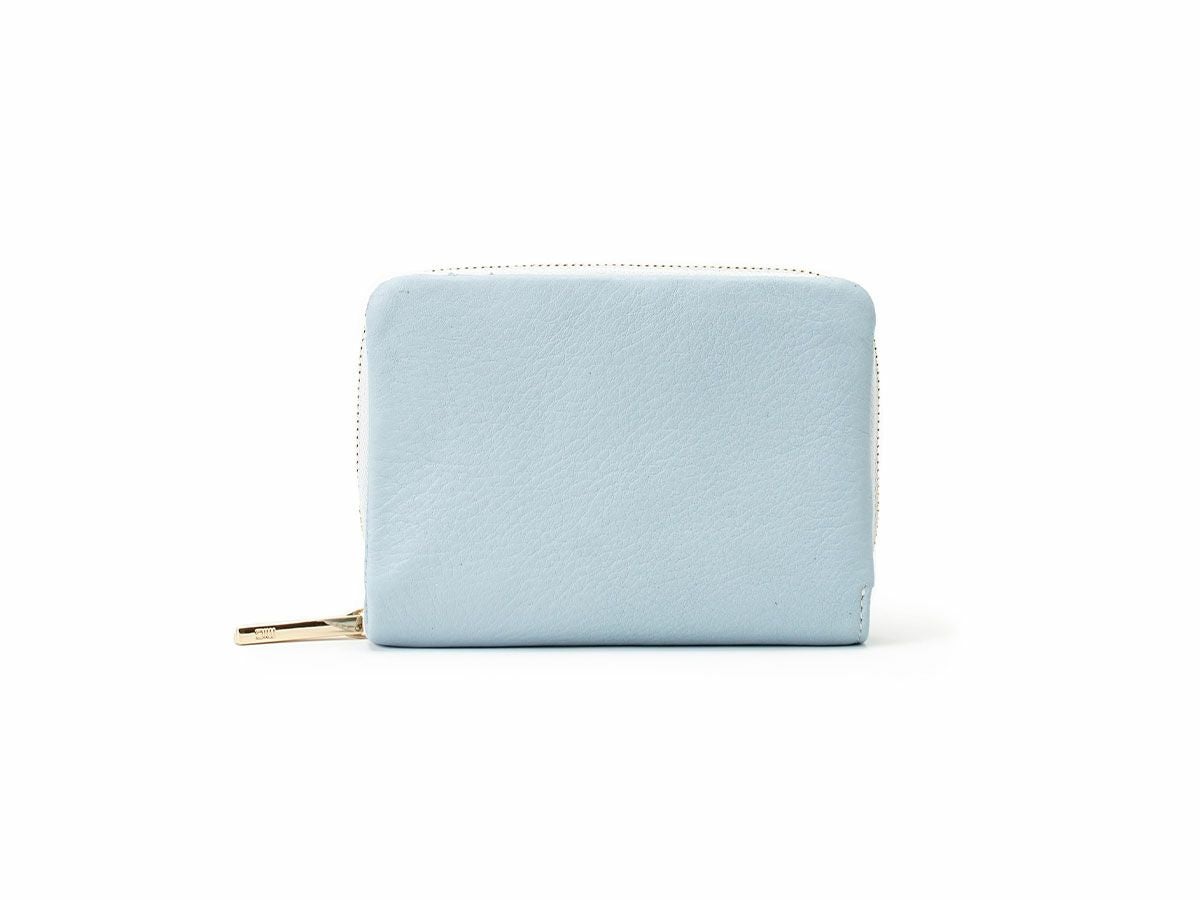 ラフィネ　ラウンドファスナーミドルウォレット｜ペールブルー