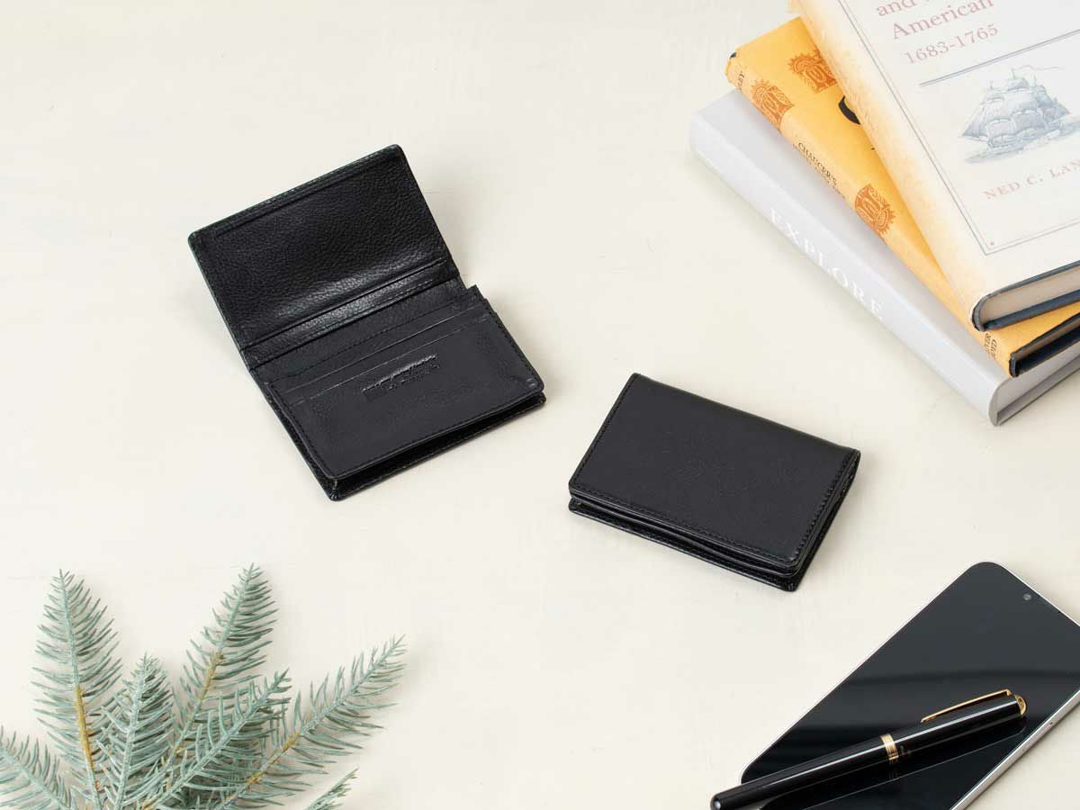 ヴァケッタルクス　名刺入れ　ブラック