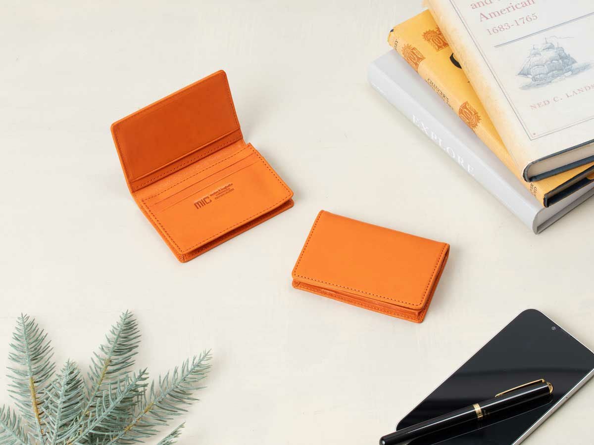 ヴァケッタルクス　名刺入れ　オレンジ