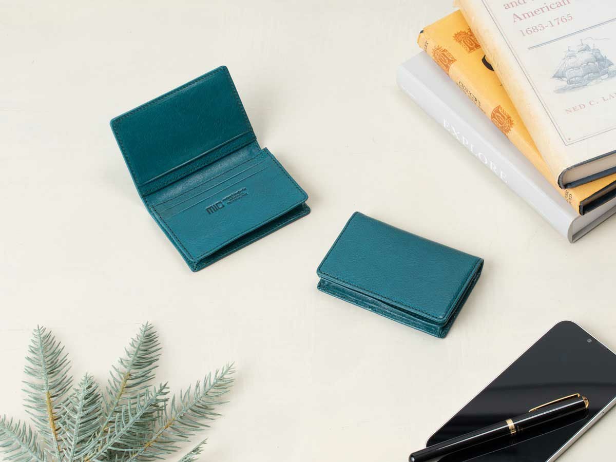 ヴァケッタルクス　名刺入れ　ターコイズ