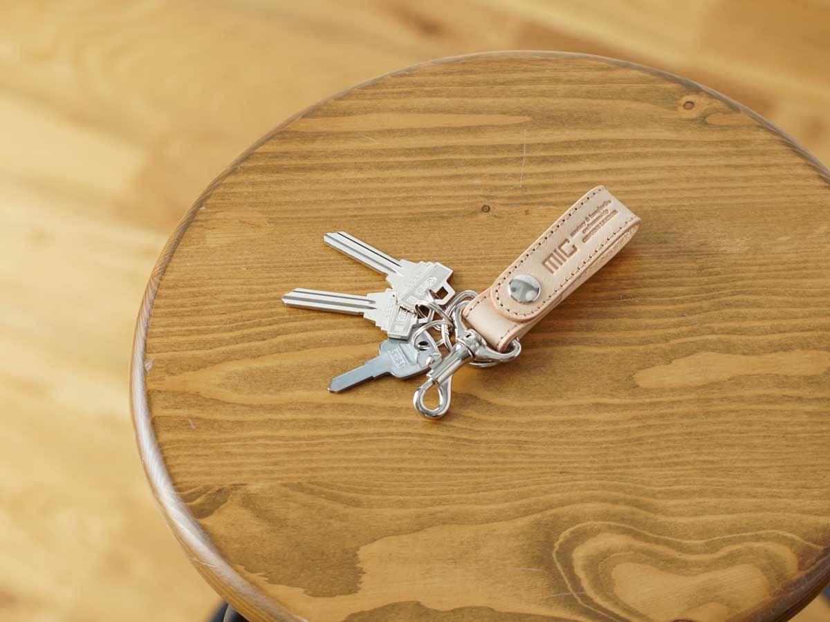 グレージングヌメ ベルトキーホルダー(鉄砲ナスカンタイプ）