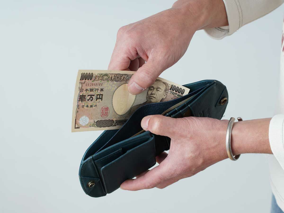 ペコスロウ ヒップポケット革財布(小銭入れ付き）