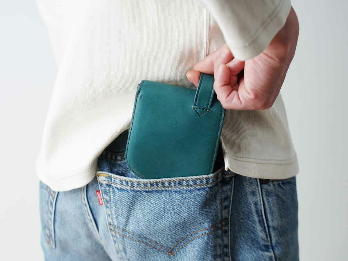 ペコスロウ ヒップポケット革財布(小銭入れ付き）