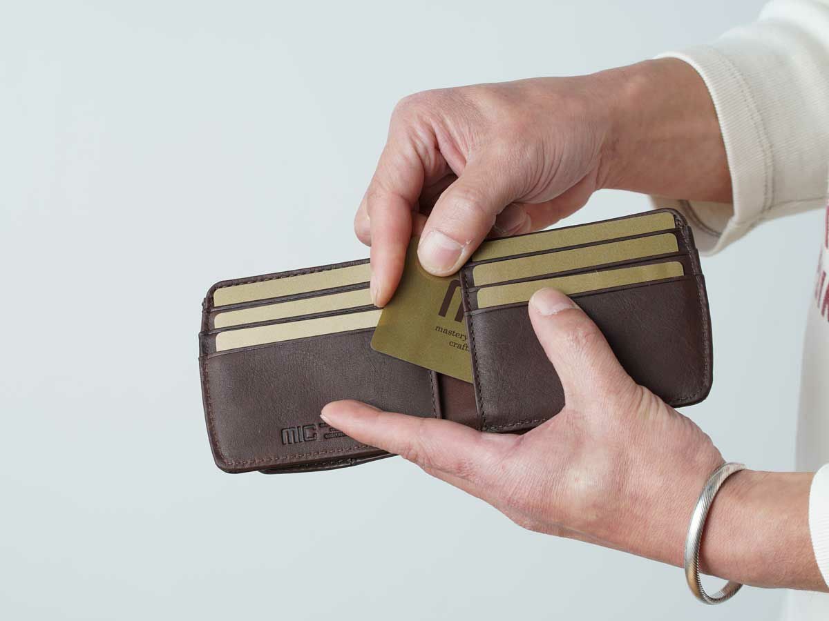 ペコスロウ ヒップポケット外ボックス小銭二つ折り財布