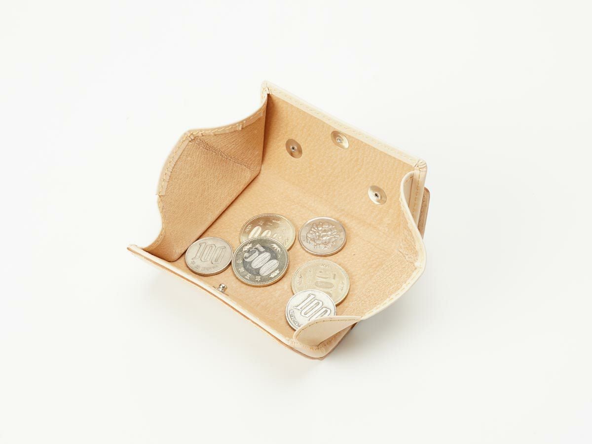 ナチュラルヌメ　ボックス小銭付き三つ折り札入れ